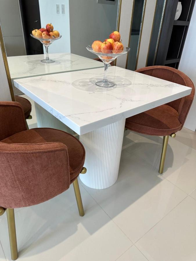 Uptown Parksuites Bgc Taguig Extérieur photo